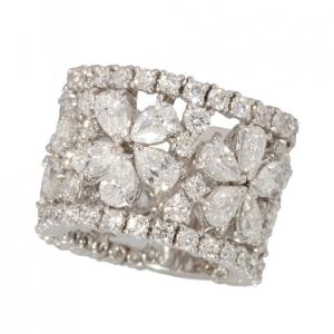 Band ring with diamonds floral design